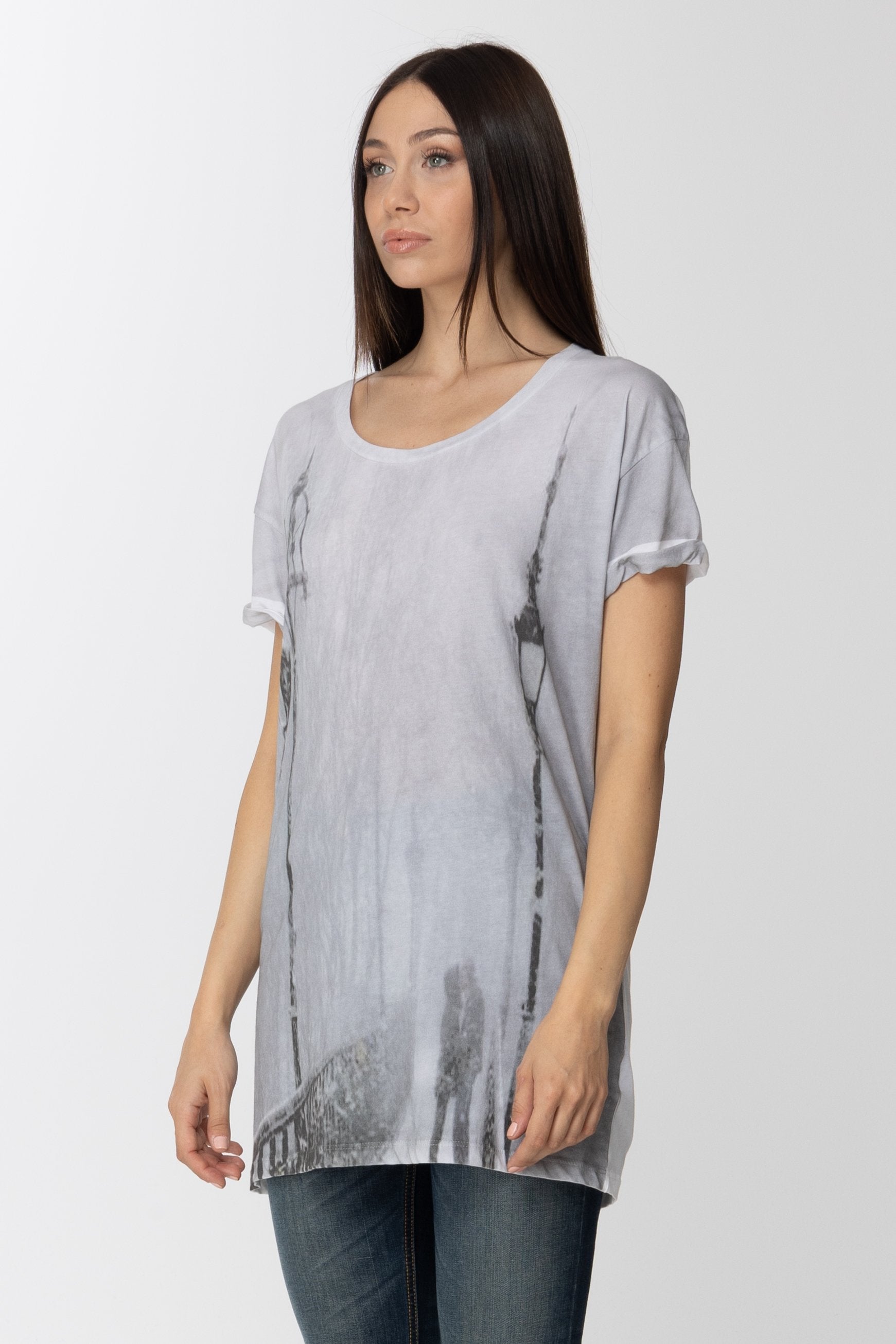 Elisabetta Franchi T Shirt Lunga con Stampa MA0769477 GESSO